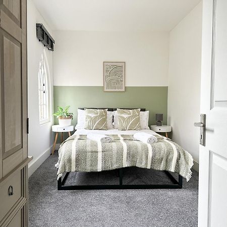Stylish & Spacious City Centre 3-Bedroom Townhouse - Sleeps 6 Canterbury Esterno foto
