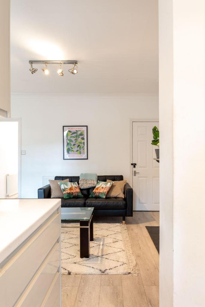 Stylish & Spacious City Centre 3-Bedroom Townhouse - Sleeps 6 Canterbury Esterno foto