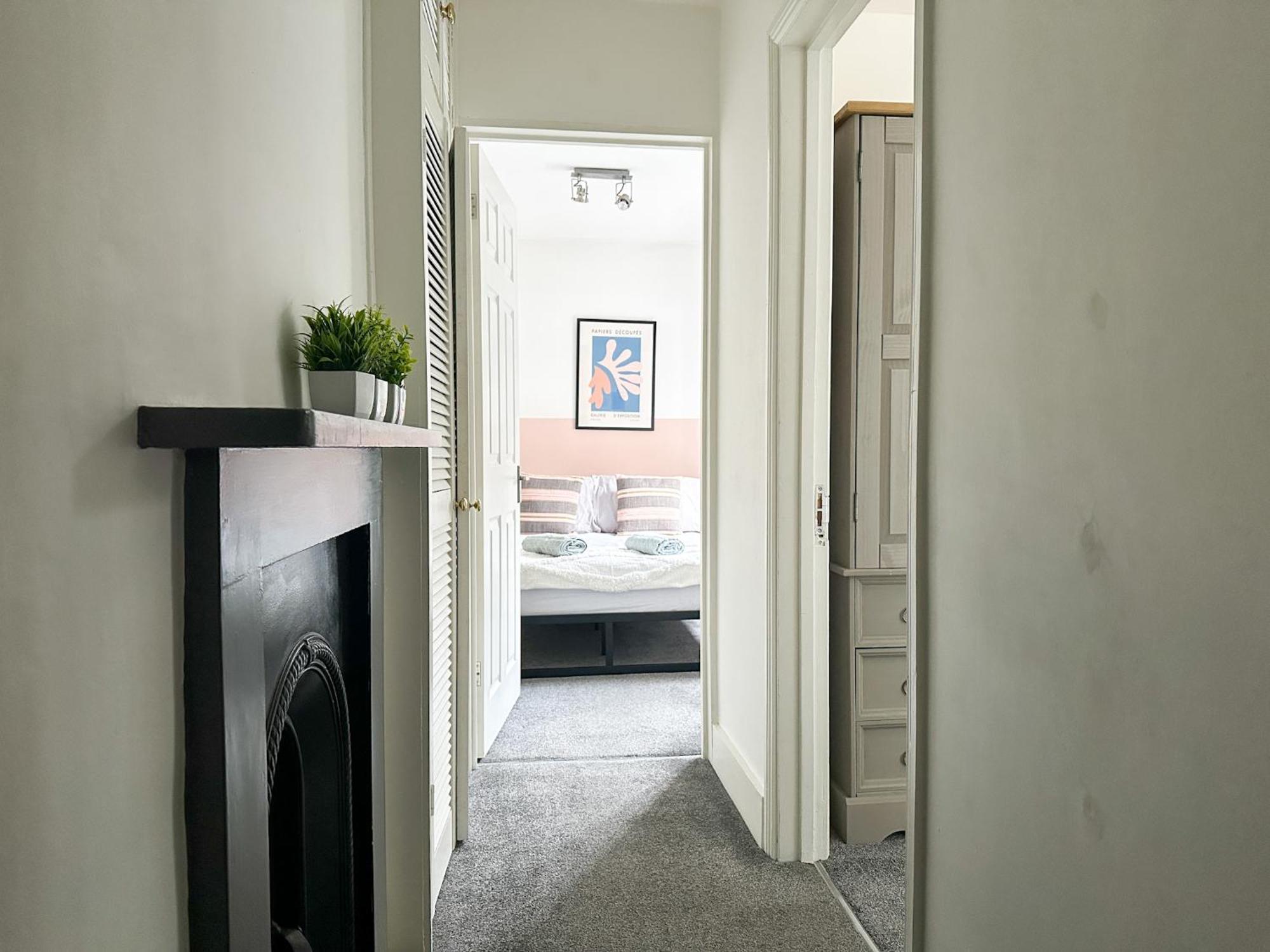 Stylish & Spacious City Centre 3-Bedroom Townhouse - Sleeps 6 Canterbury Esterno foto