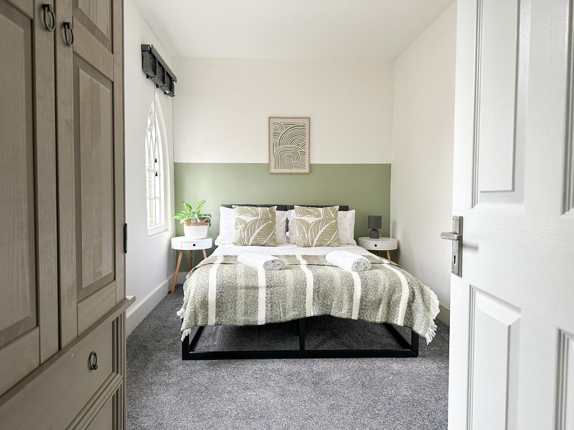 Stylish & Spacious City Centre 3-Bedroom Townhouse - Sleeps 6 Canterbury Esterno foto